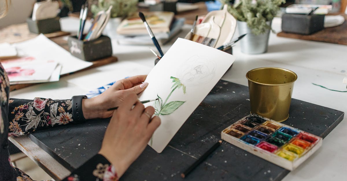 Painting a botanical watercolor on paper